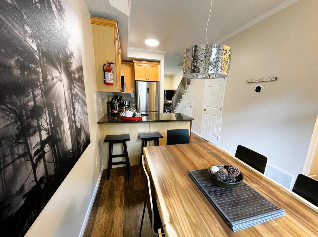 Renovated Chalet At Mystic Springs, Mountain Views, Pets Welcome! Canmore Dış mekan fotoğraf
