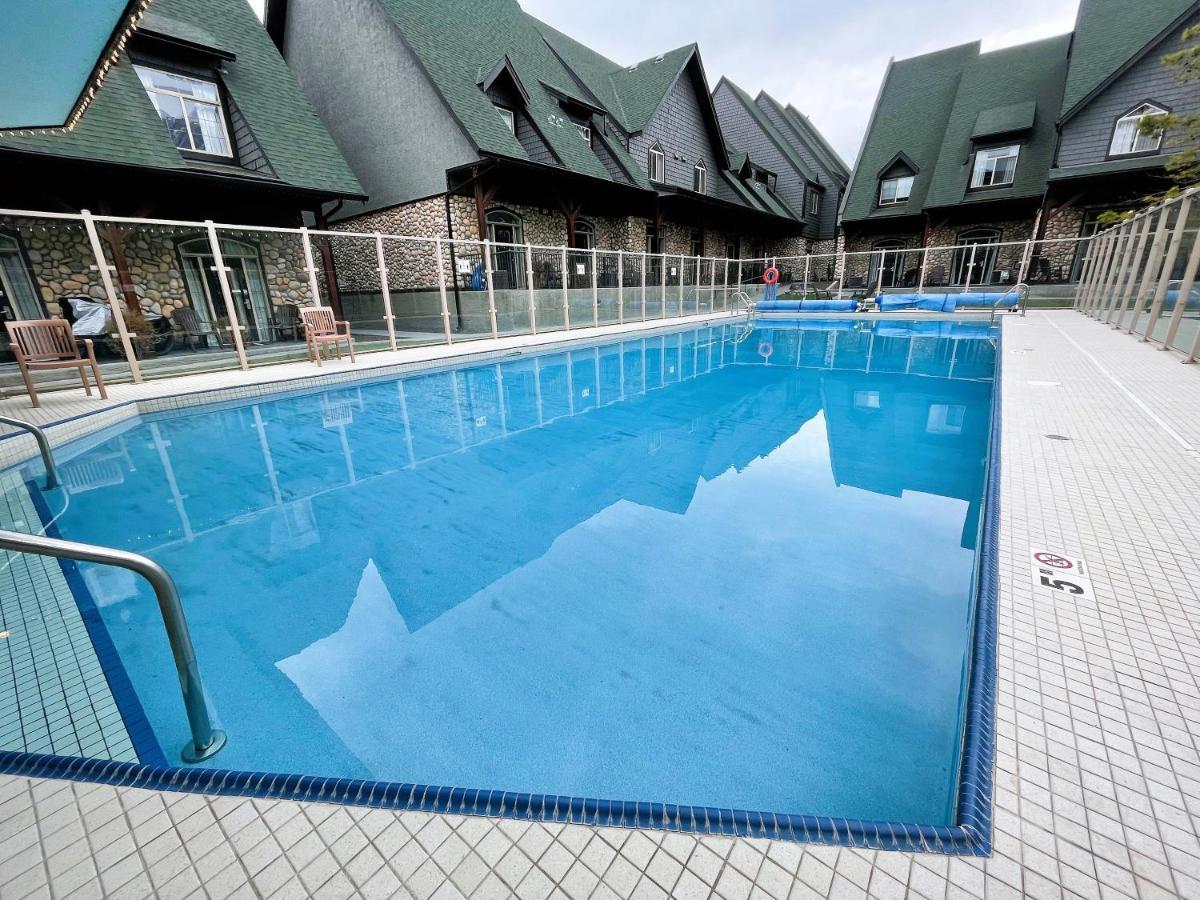 Renovated Chalet At Mystic Springs, Mountain Views, Pets Welcome! Canmore Dış mekan fotoğraf