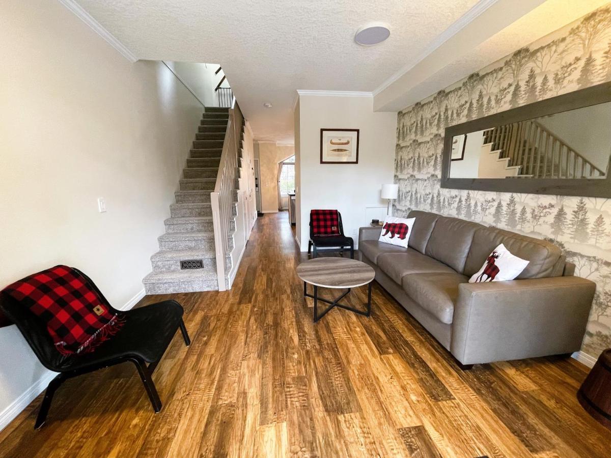 Renovated Chalet At Mystic Springs, Mountain Views, Pets Welcome! Canmore Dış mekan fotoğraf